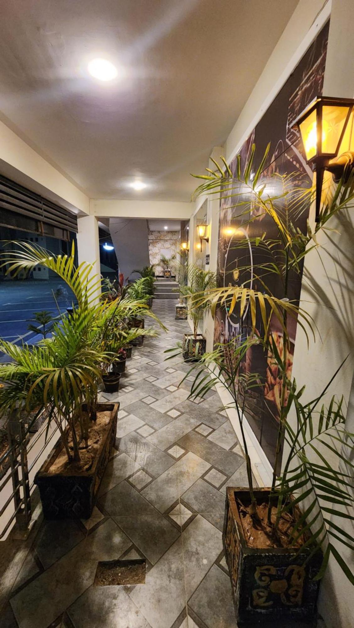 Motorway Majesty Suites Islamabad - Near Islamabad International Airport And Motorway Экстерьер фото