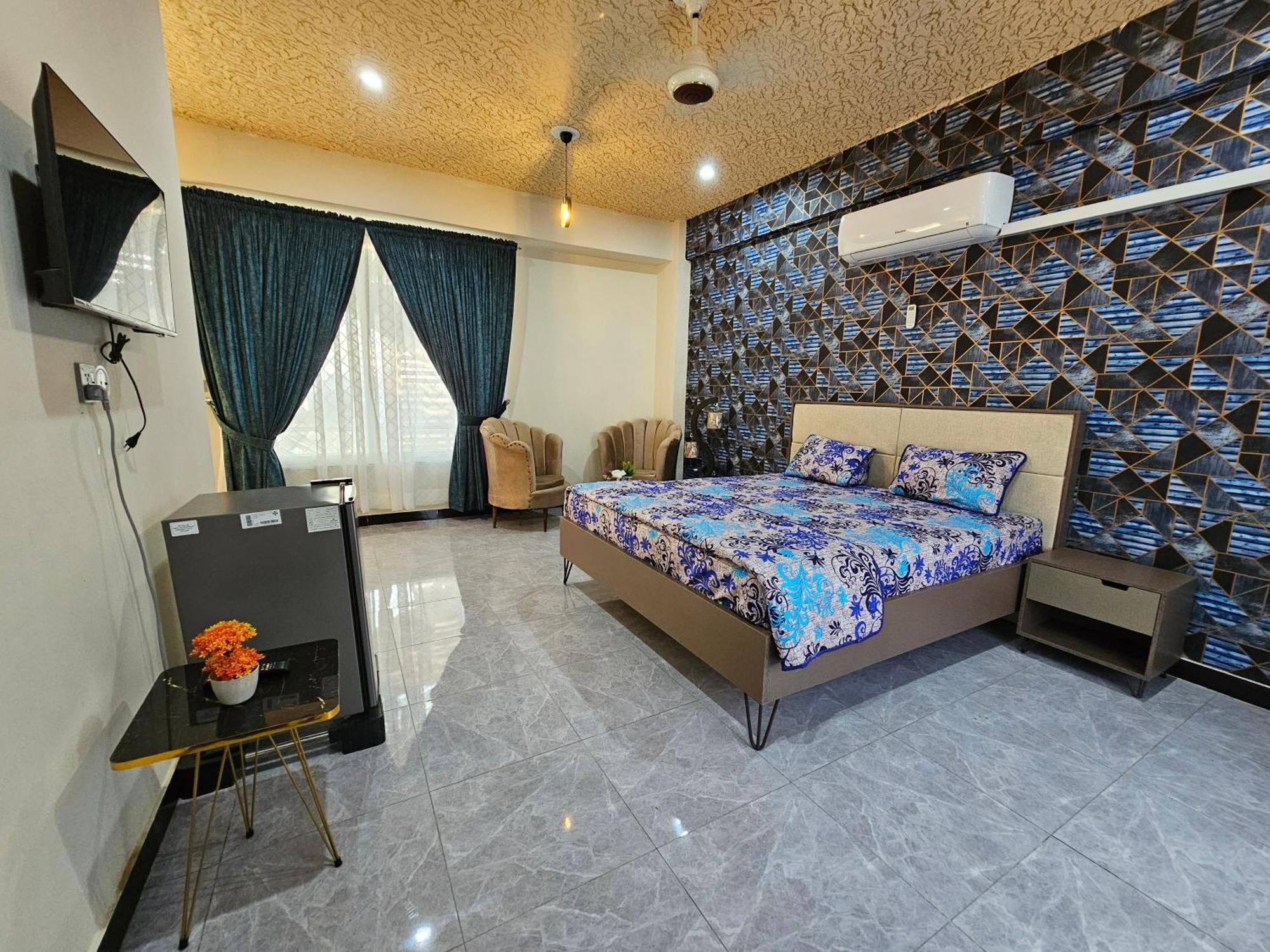 Motorway Majesty Suites Islamabad - Near Islamabad International Airport And Motorway Номер фото