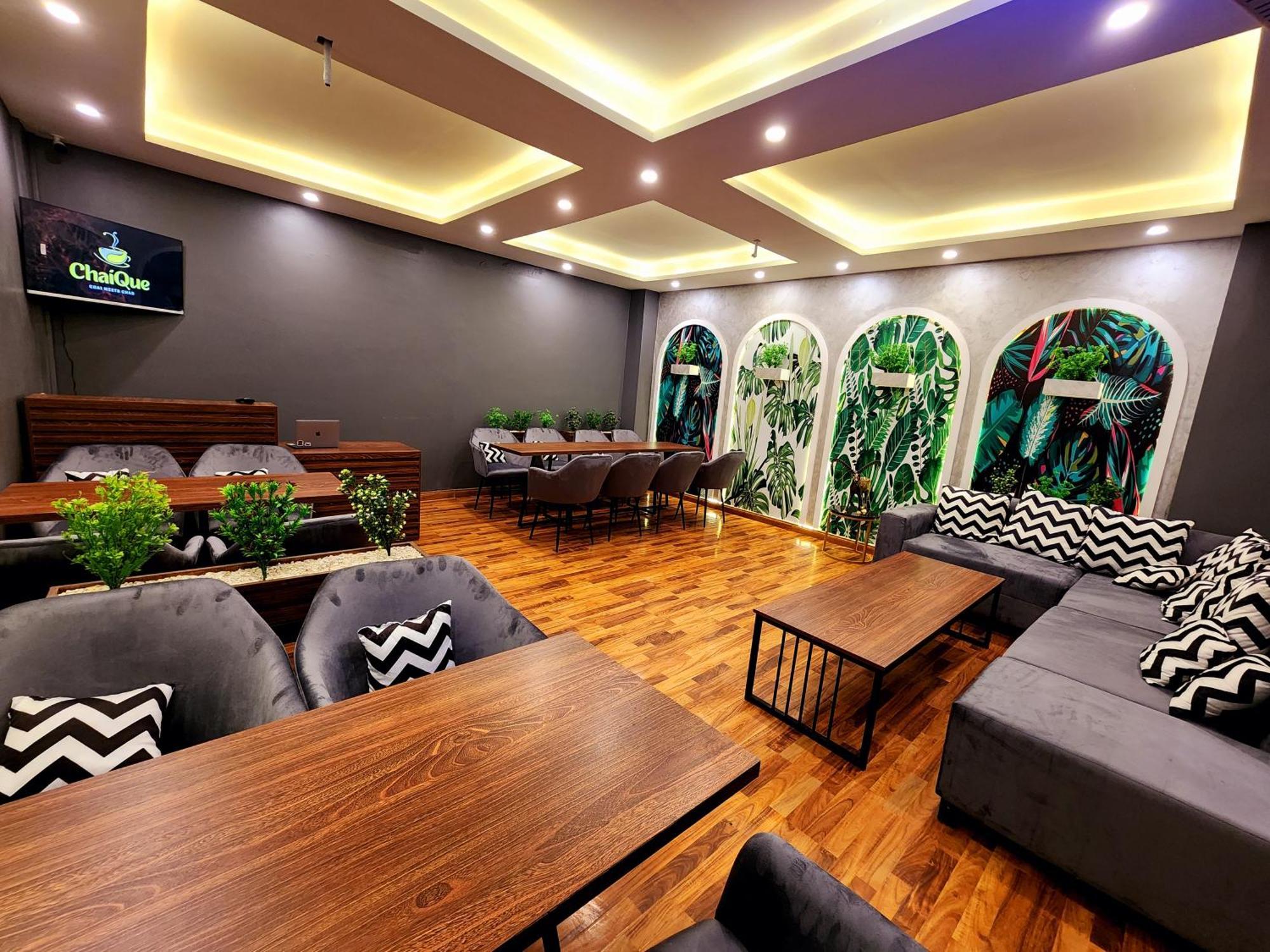 Motorway Majesty Suites Islamabad - Near Islamabad International Airport And Motorway Экстерьер фото