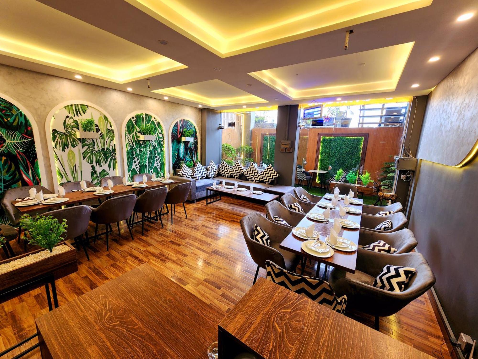 Motorway Majesty Suites Islamabad - Near Islamabad International Airport And Motorway Экстерьер фото